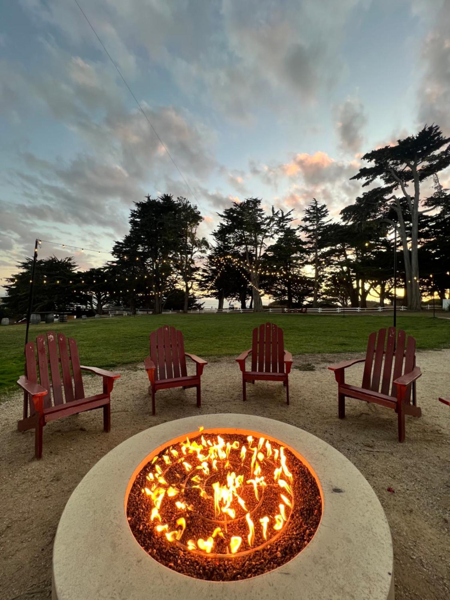 Отель Oceanpoint Ranch Кэмбриа Экстерьер фото