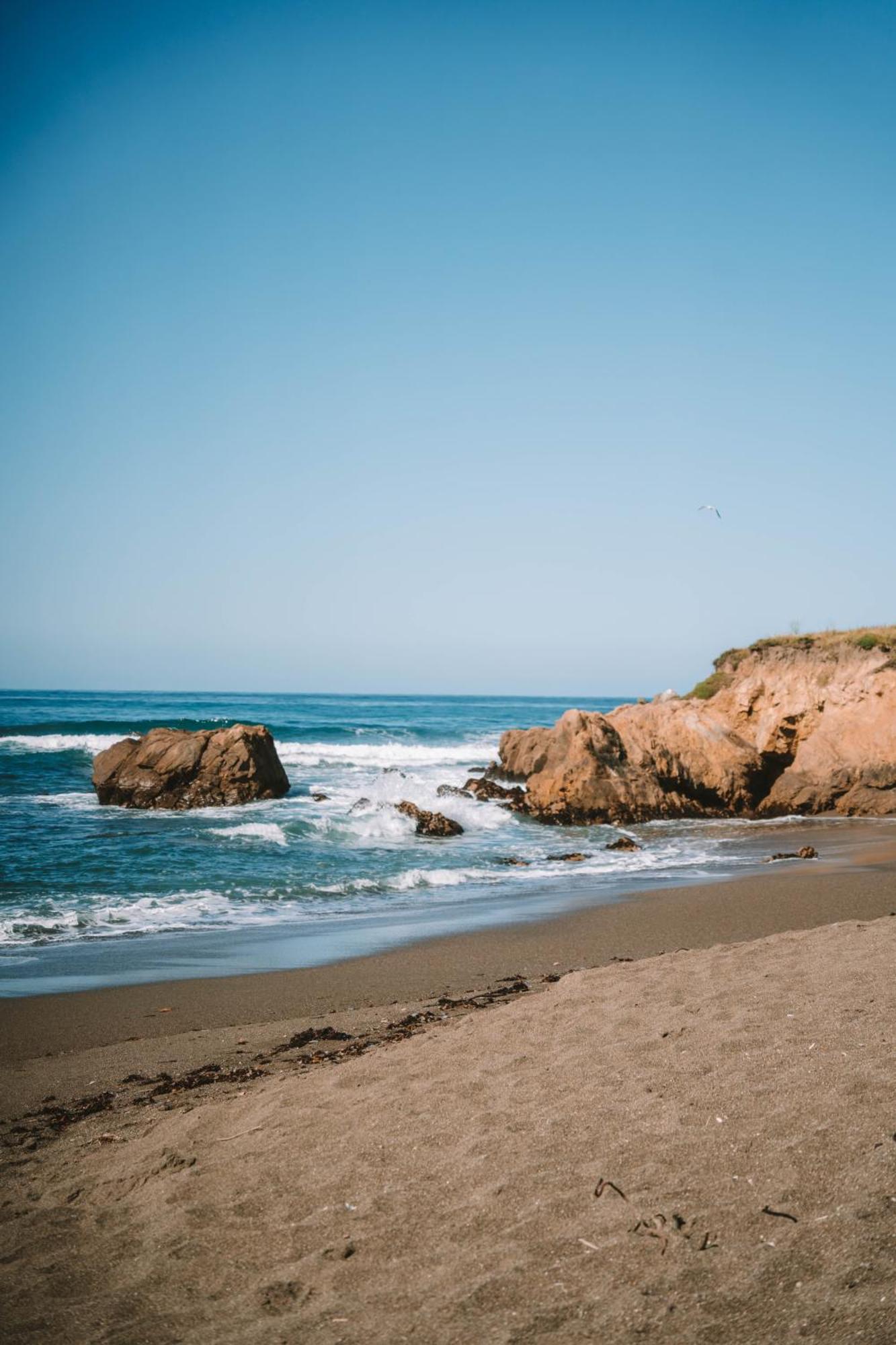 Отель Oceanpoint Ranch Кэмбриа Экстерьер фото