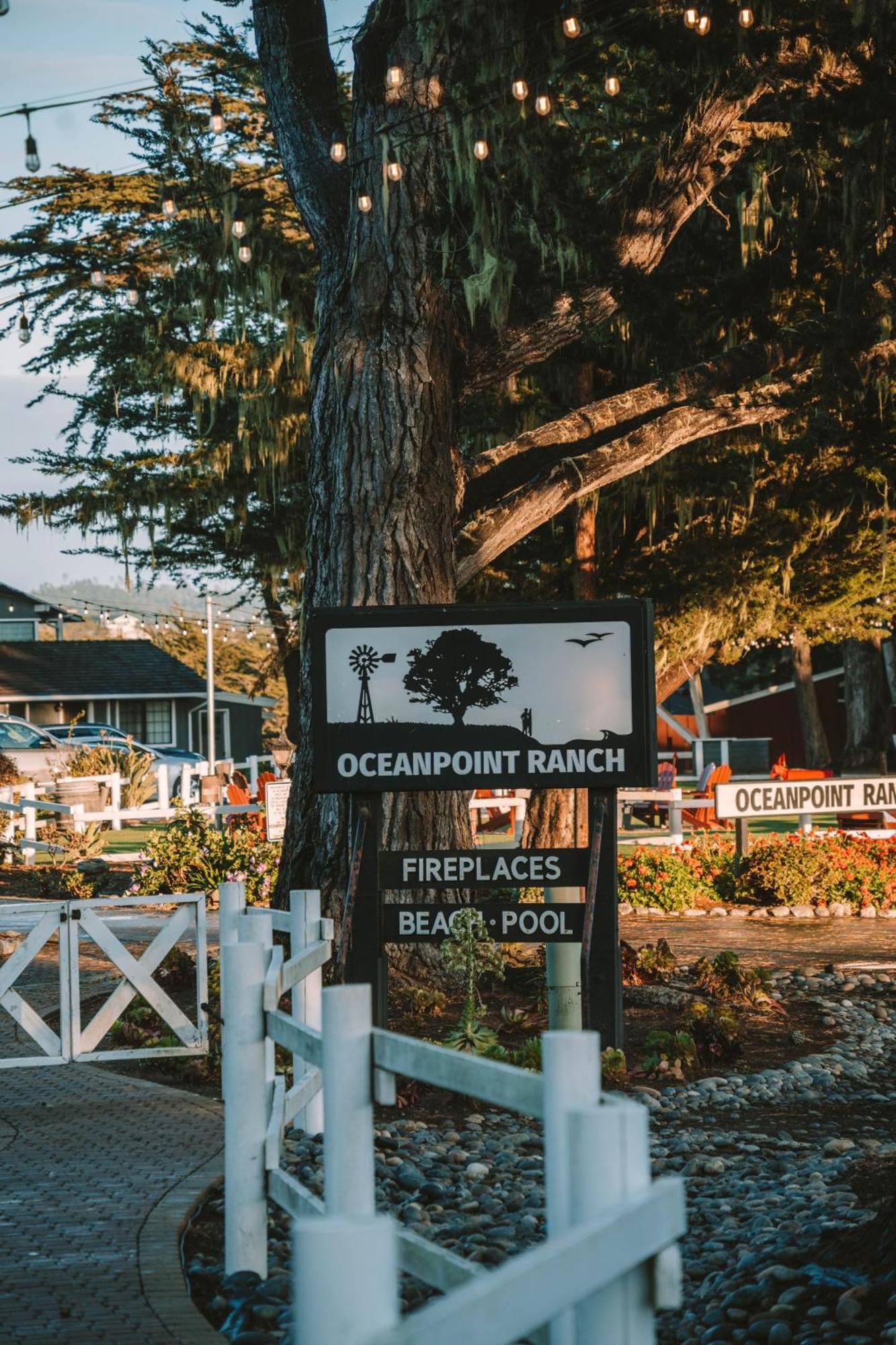 Отель Oceanpoint Ranch Кэмбриа Экстерьер фото